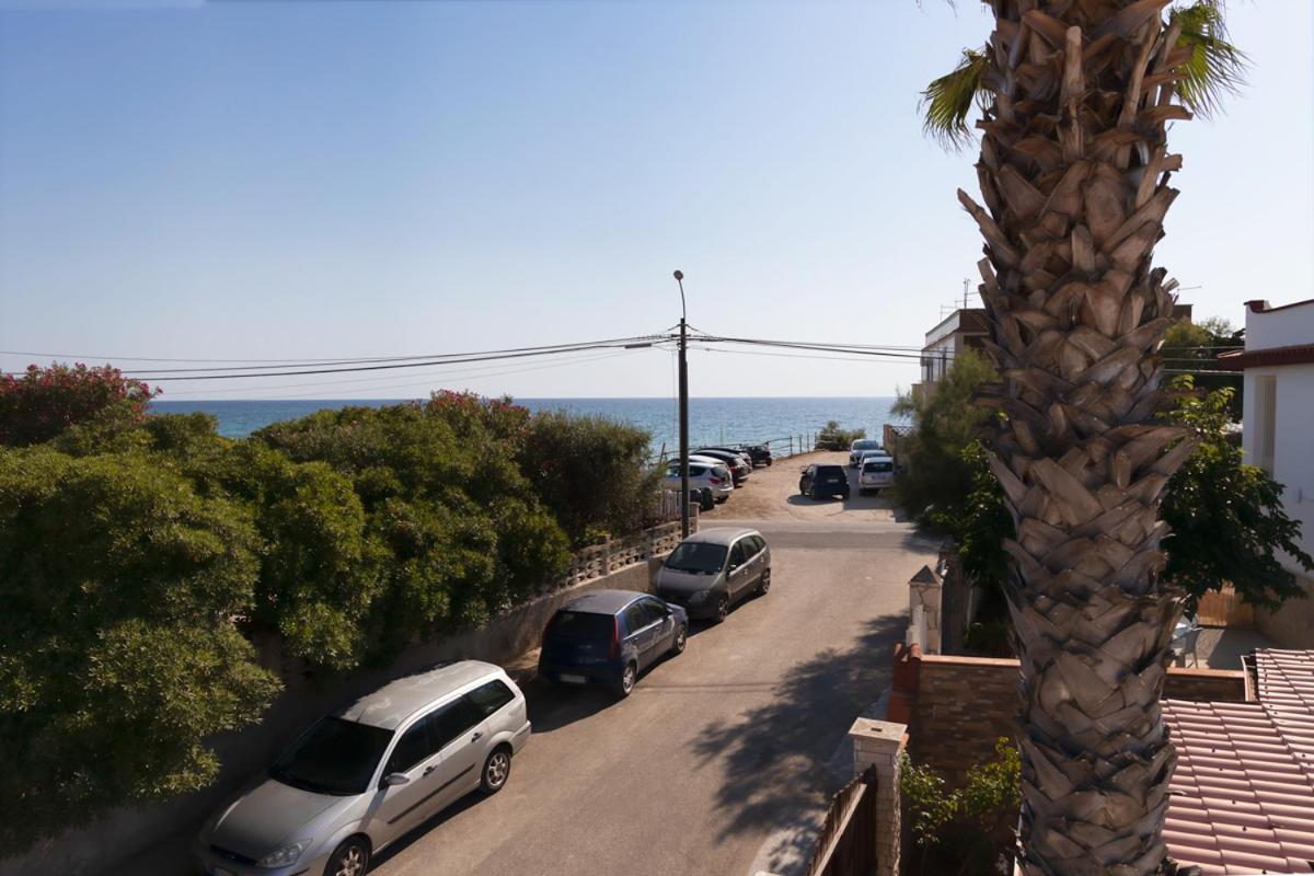 Villa Ammare Marina di Lizzano Exteriör bild