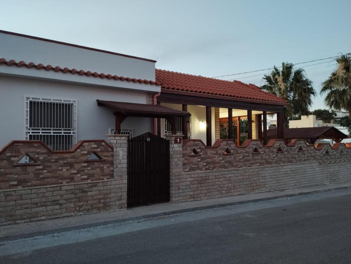 Villa Ammare Marina di Lizzano Exteriör bild